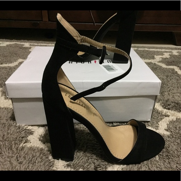 Fashion Nova Laurel Heels - Picture 2 of 5